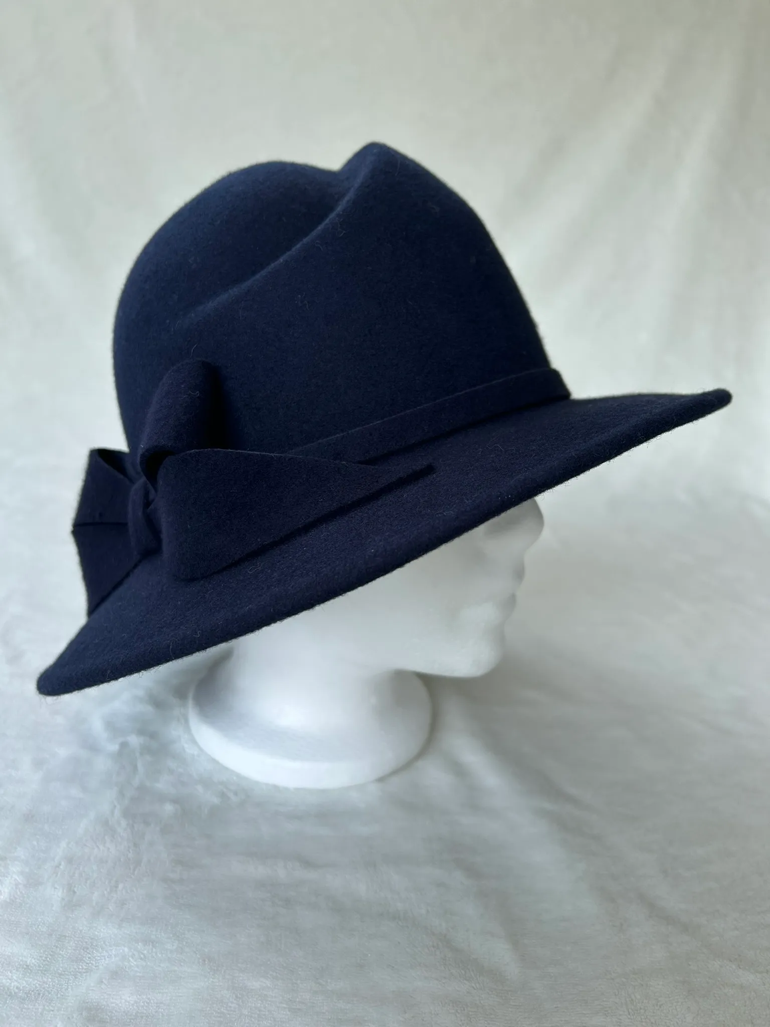 A ladies’ occasion hat from Hats by Cherish, number 188