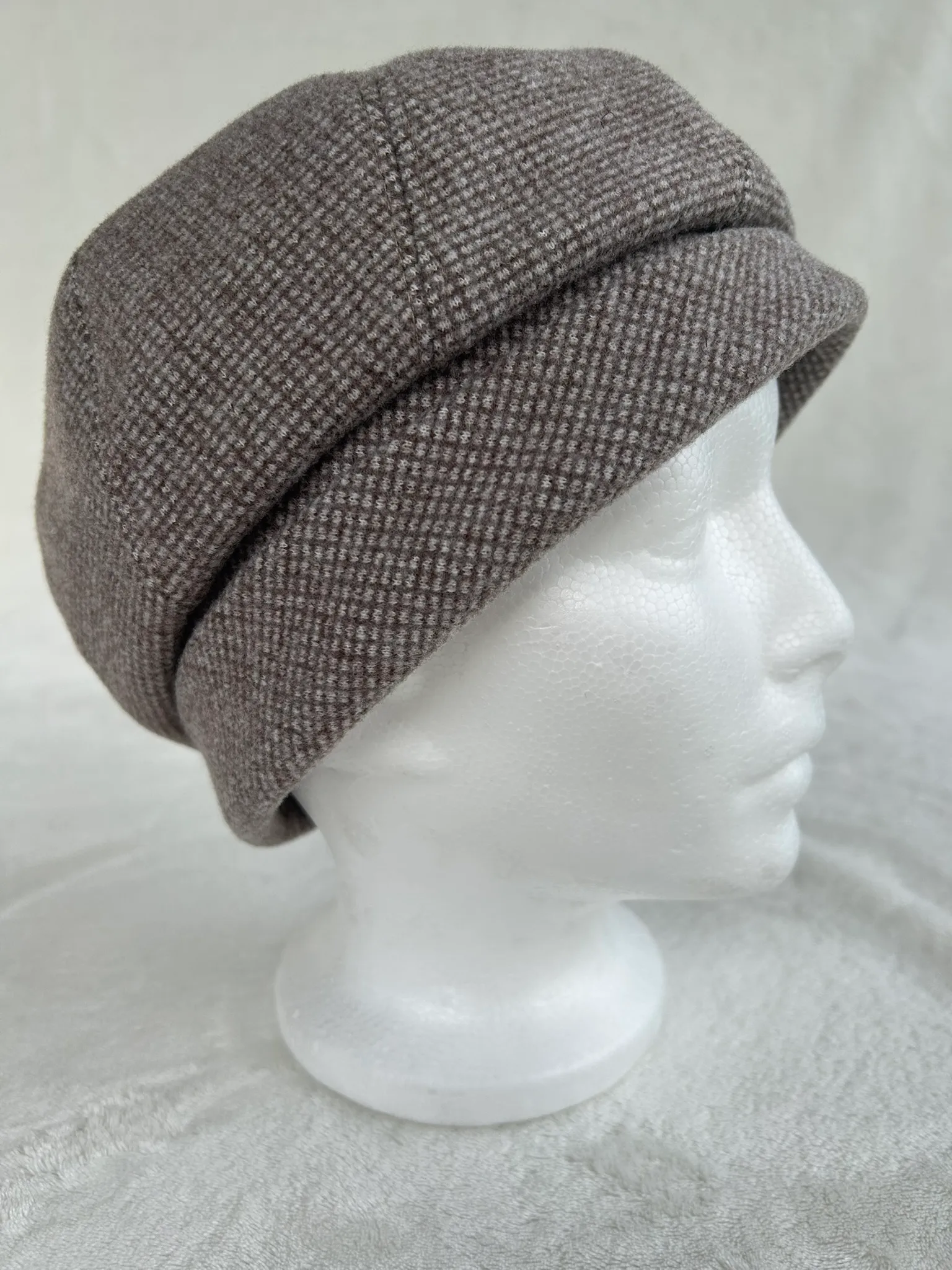 A ladies’ occasion hat from Hats by Cherish, number 103