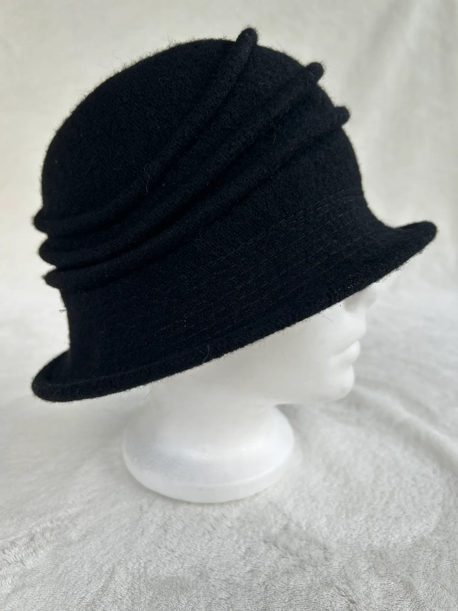 A ladies’ occasion hat from Hats by Cherish, number 163
