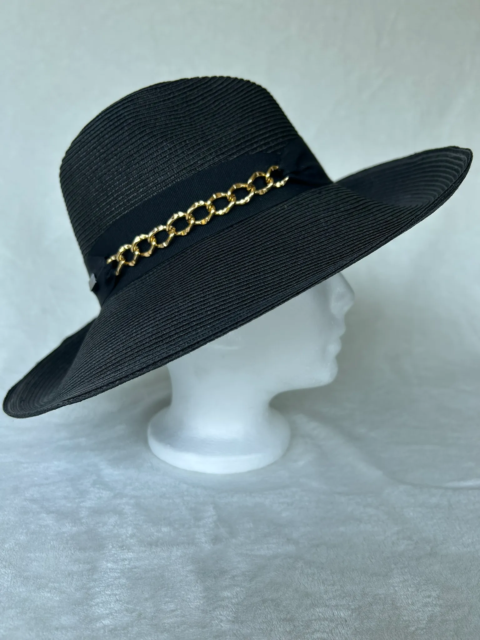 An elegant church hat for ladies from Hats by Cherish, number 287