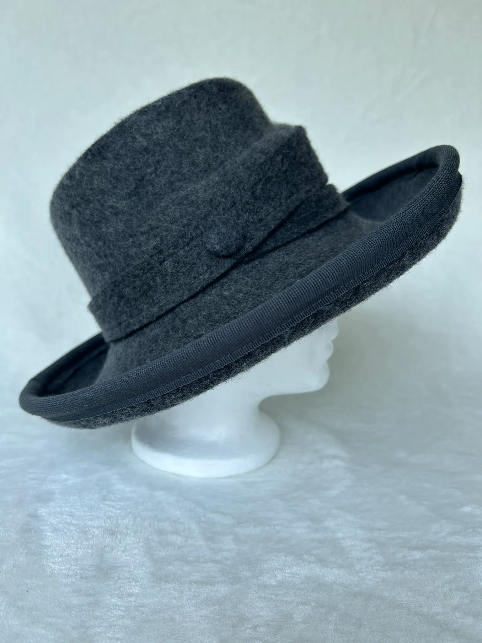 An elegant church hat for ladies from Hats by Cherish, number 119