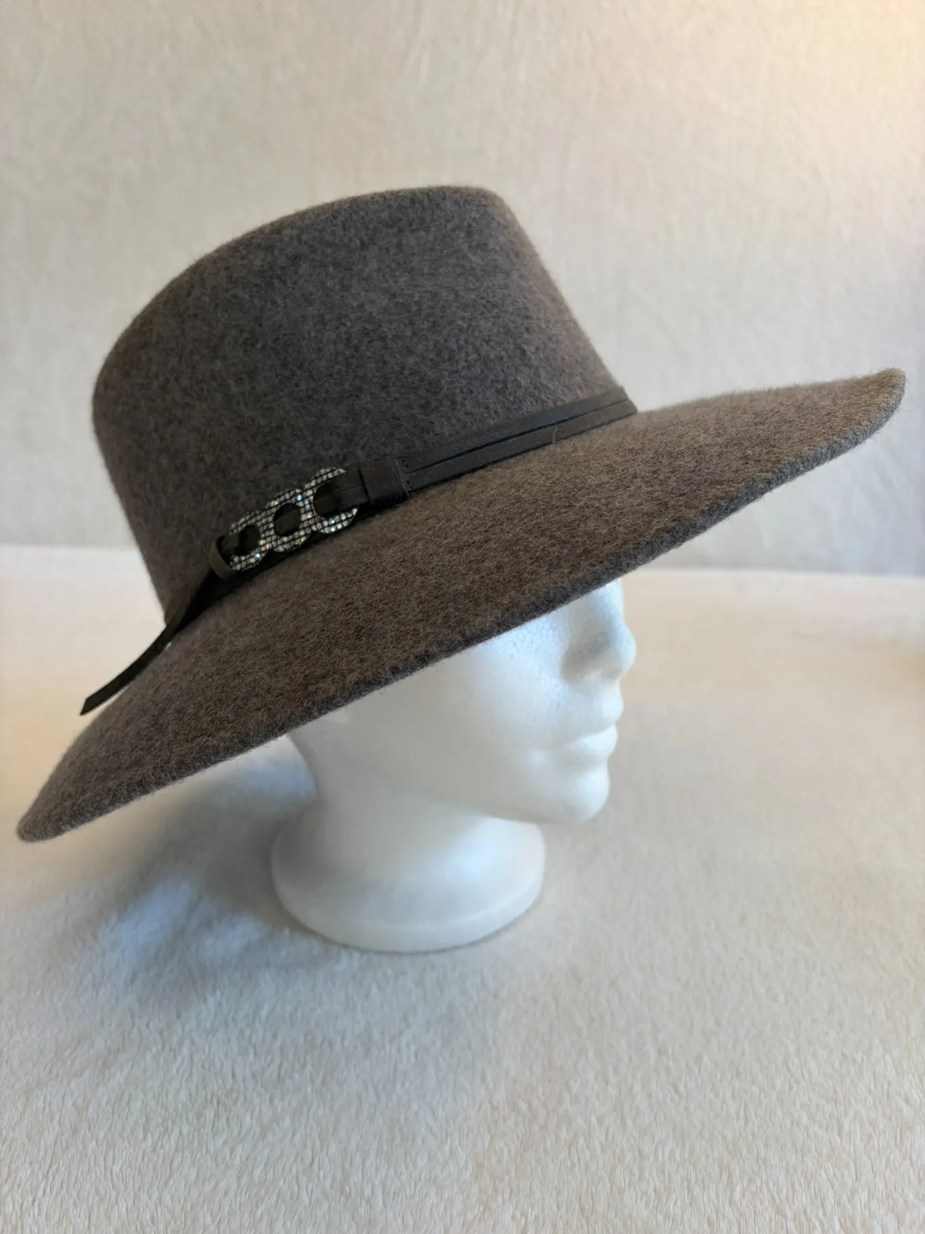 A grey felt cowboy hat from Hats by Cherish, number 528